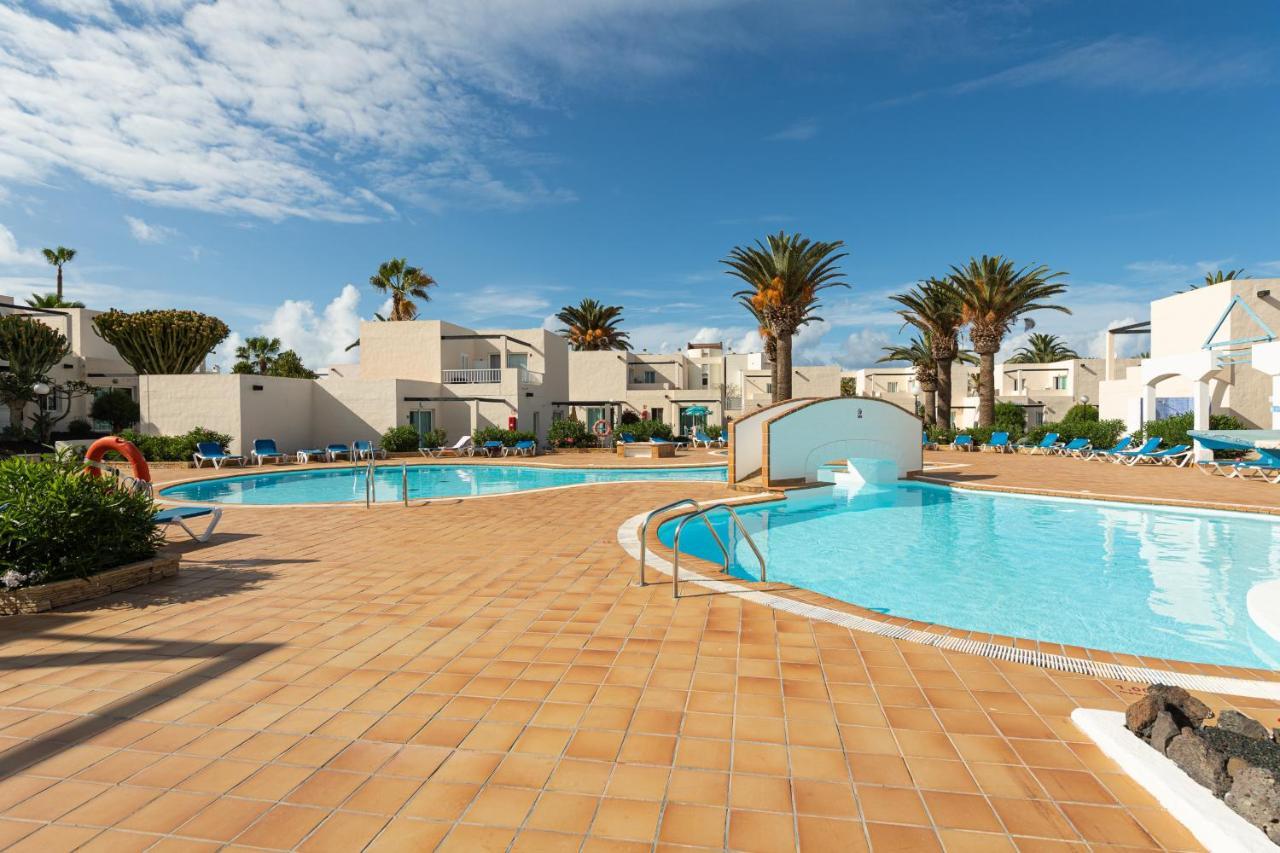 Homeforguest Apartamento Alisios 1 Con Piscina En Corralejo Exterior photo