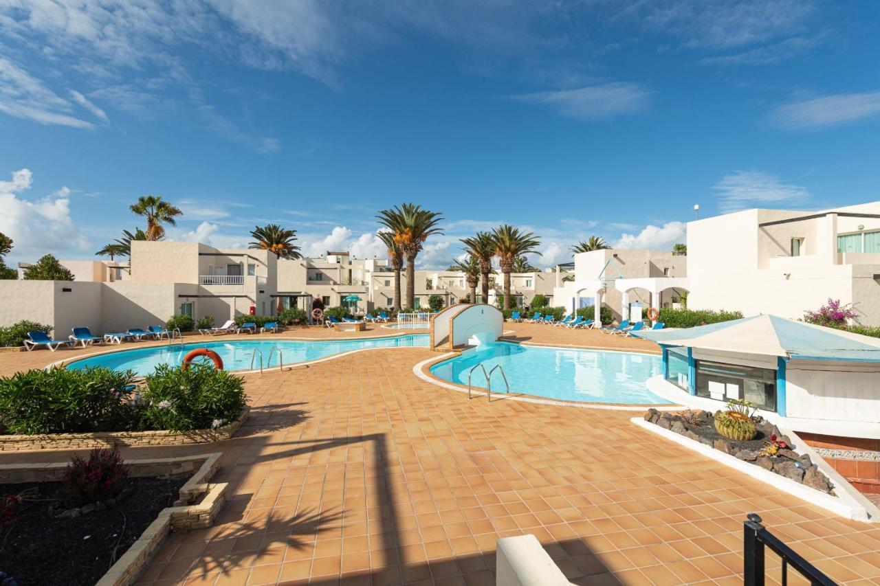 Homeforguest Apartamento Alisios 1 Con Piscina En Corralejo Exterior photo