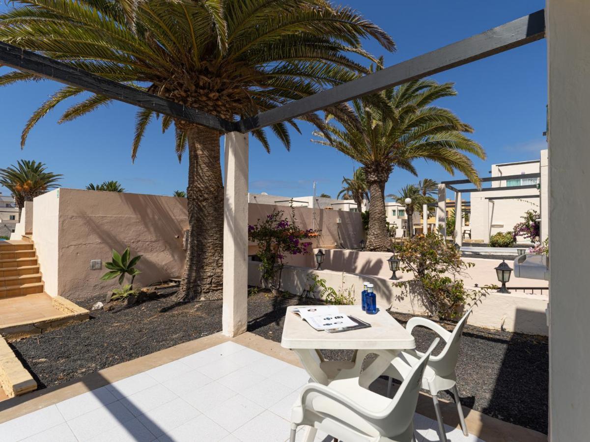 Homeforguest Apartamento Alisios 1 Con Piscina En Corralejo Exterior photo